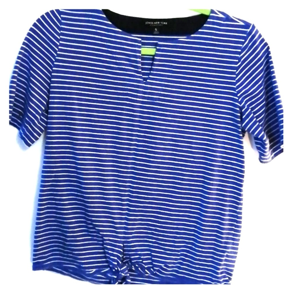 Boat neck tie tee shirt